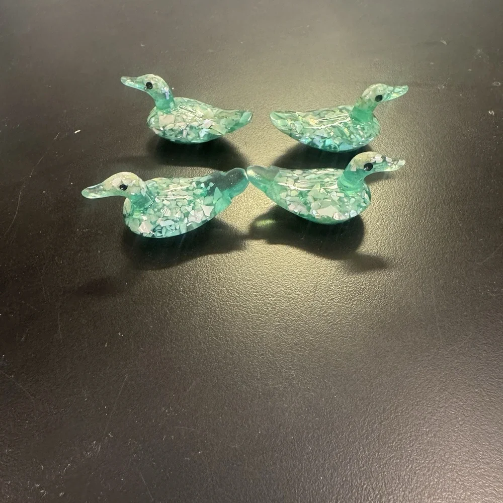 Handmade Resin Duck Figurines Green Mother‎ Of Pearl Confetti Set of 4 Miniature